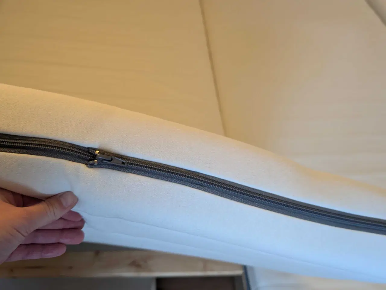 Billede 5 - Udtræks seng fra ikea Brimnes 