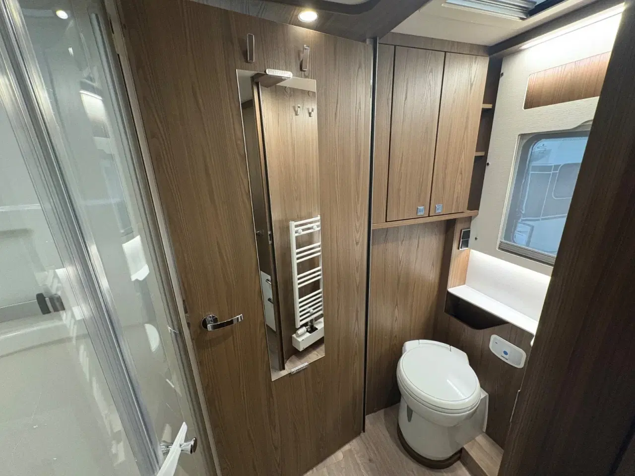 Billede 14 - Hymer B-ML I880 2,0 CDi 170 aut.