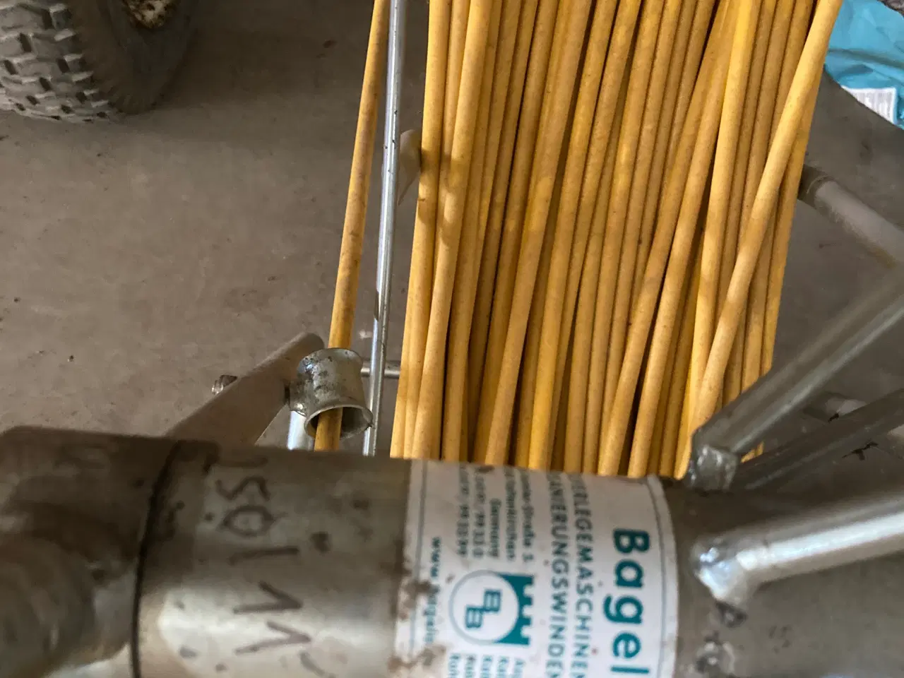 Billede 2 - Søgefjeder 10mm fiber med tråd til kabelsøger