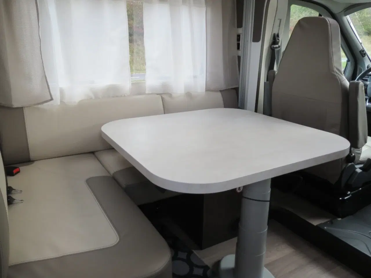 Billede 7 - Ford Benimar 2,0 Tessoro T481 aut.