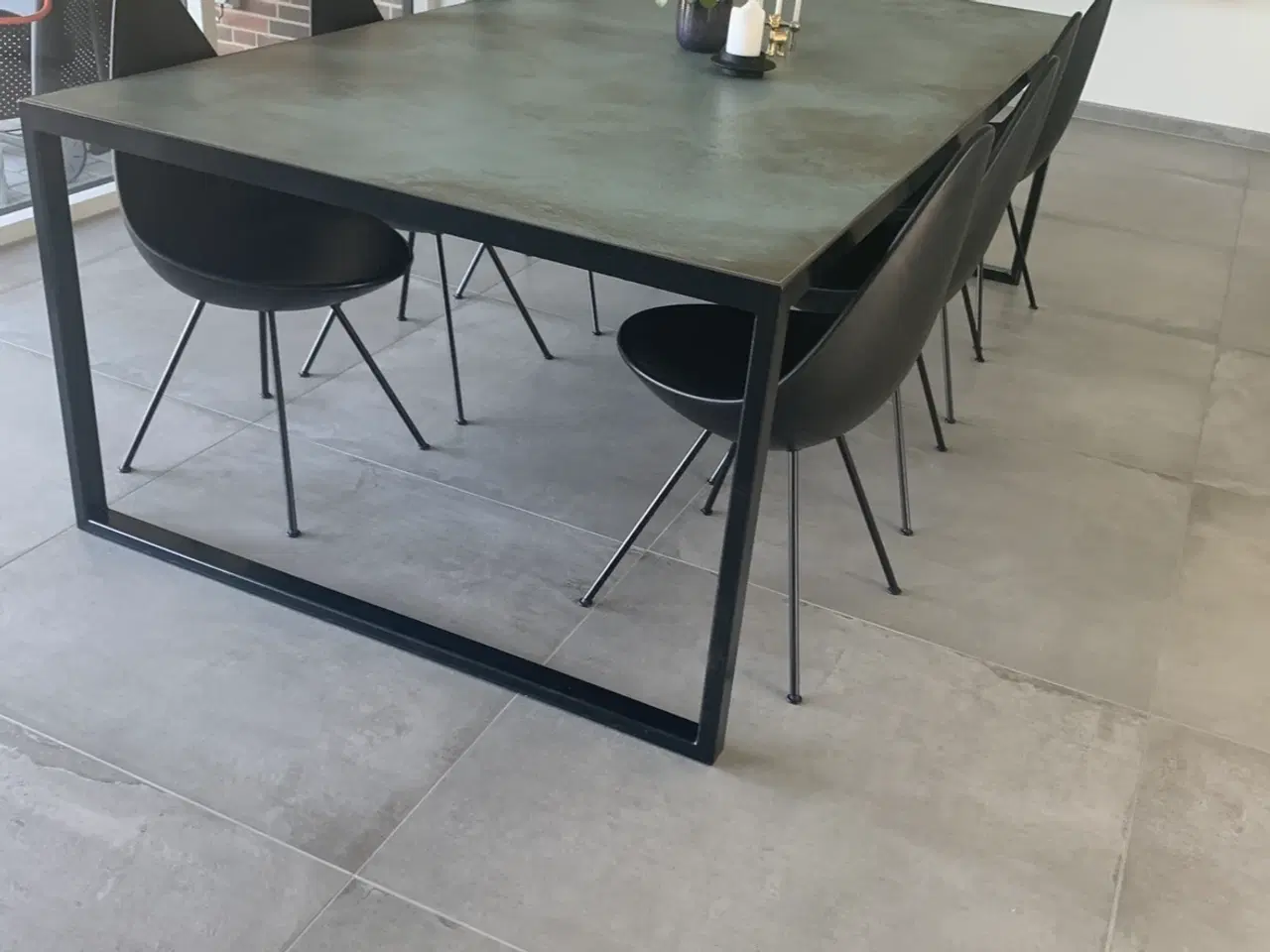 Billede 1 - Spisebord