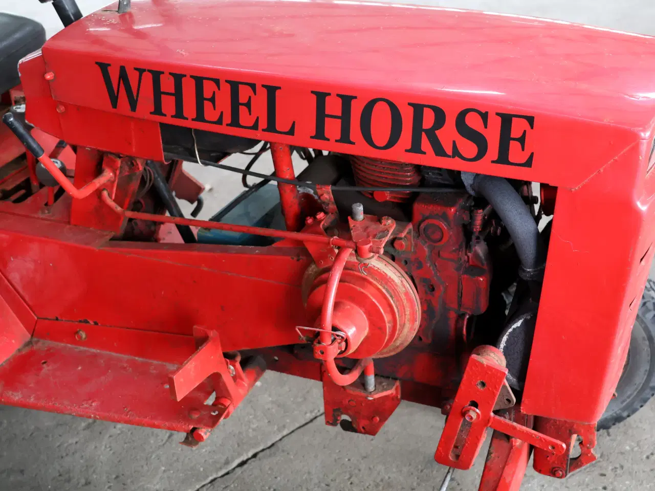 Billede 5 - Wheel Horse havetraktor m/12hk Köhle motor.