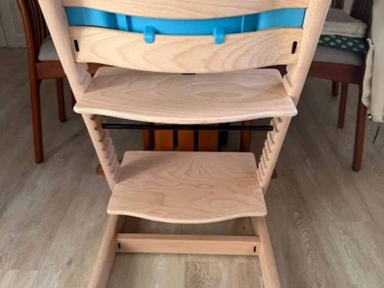 Billede 4 - Trip Trap Højstol NY MODEL i Massiv Bøg Lys Natur.