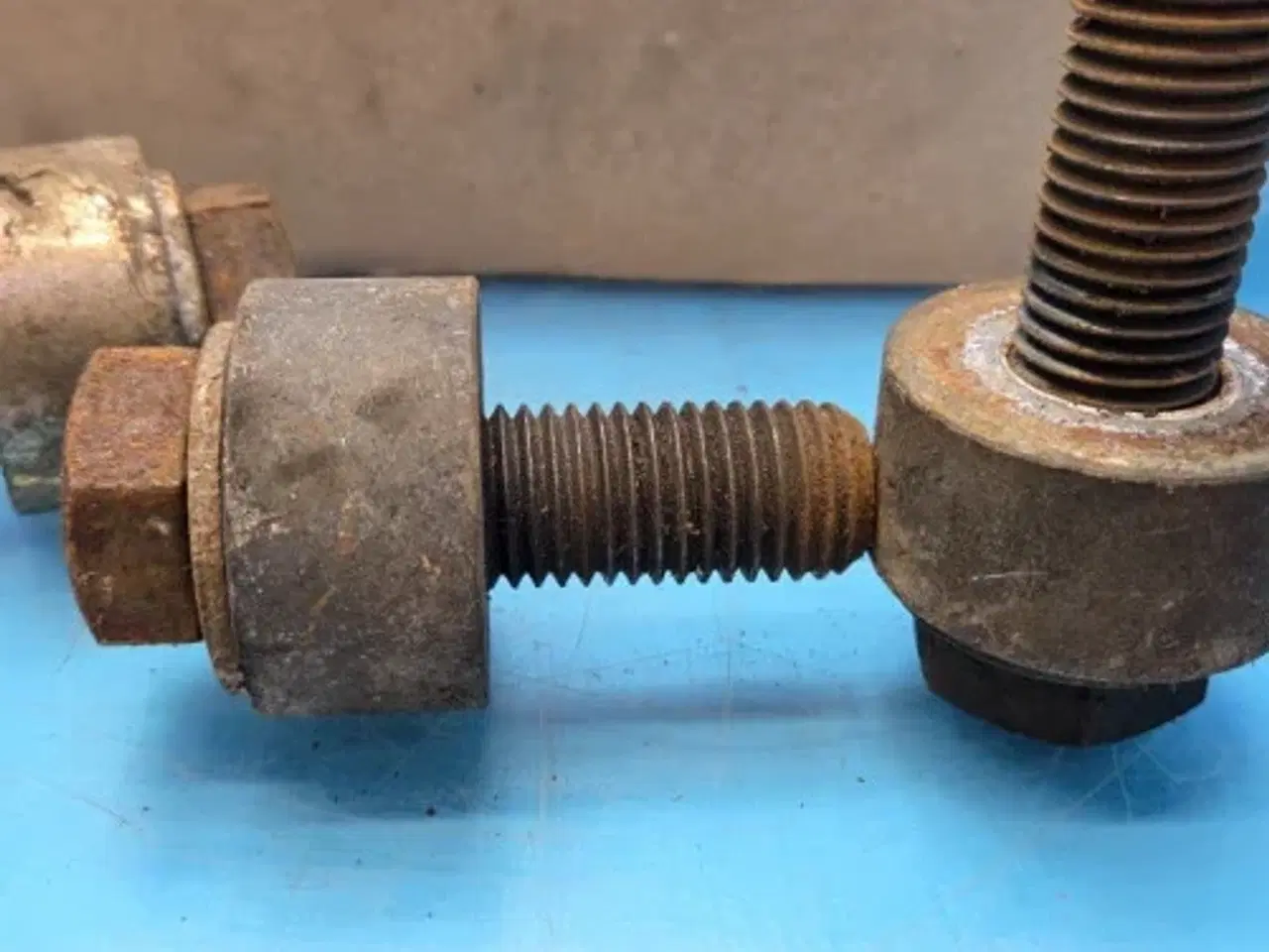 Billede 5 - Massey Ferguson 7278 Hjulbolt 70925808  20 Stk