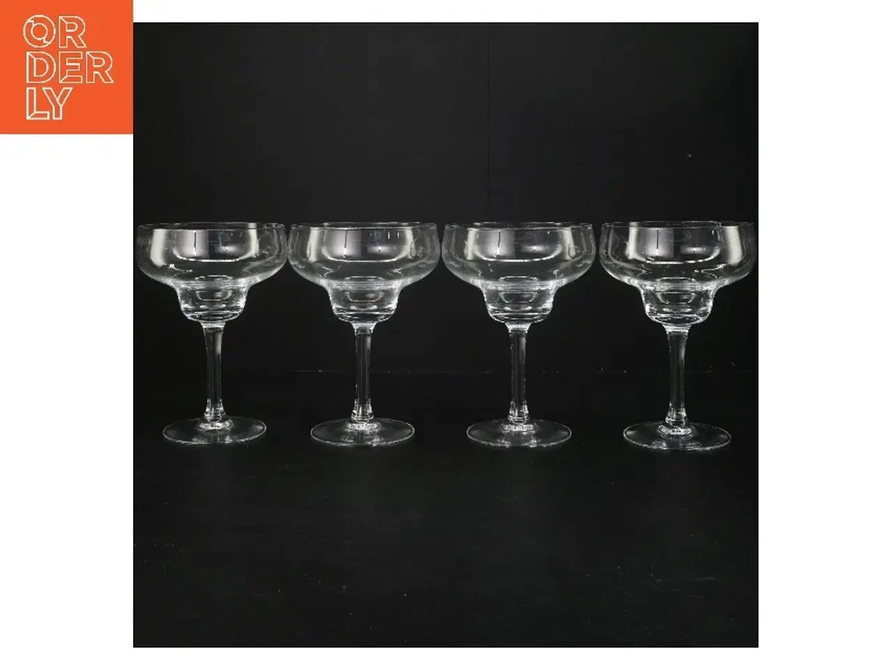 Billede 1 - Cocktailglas sæt (str. 17 cm, 4 styk cm)