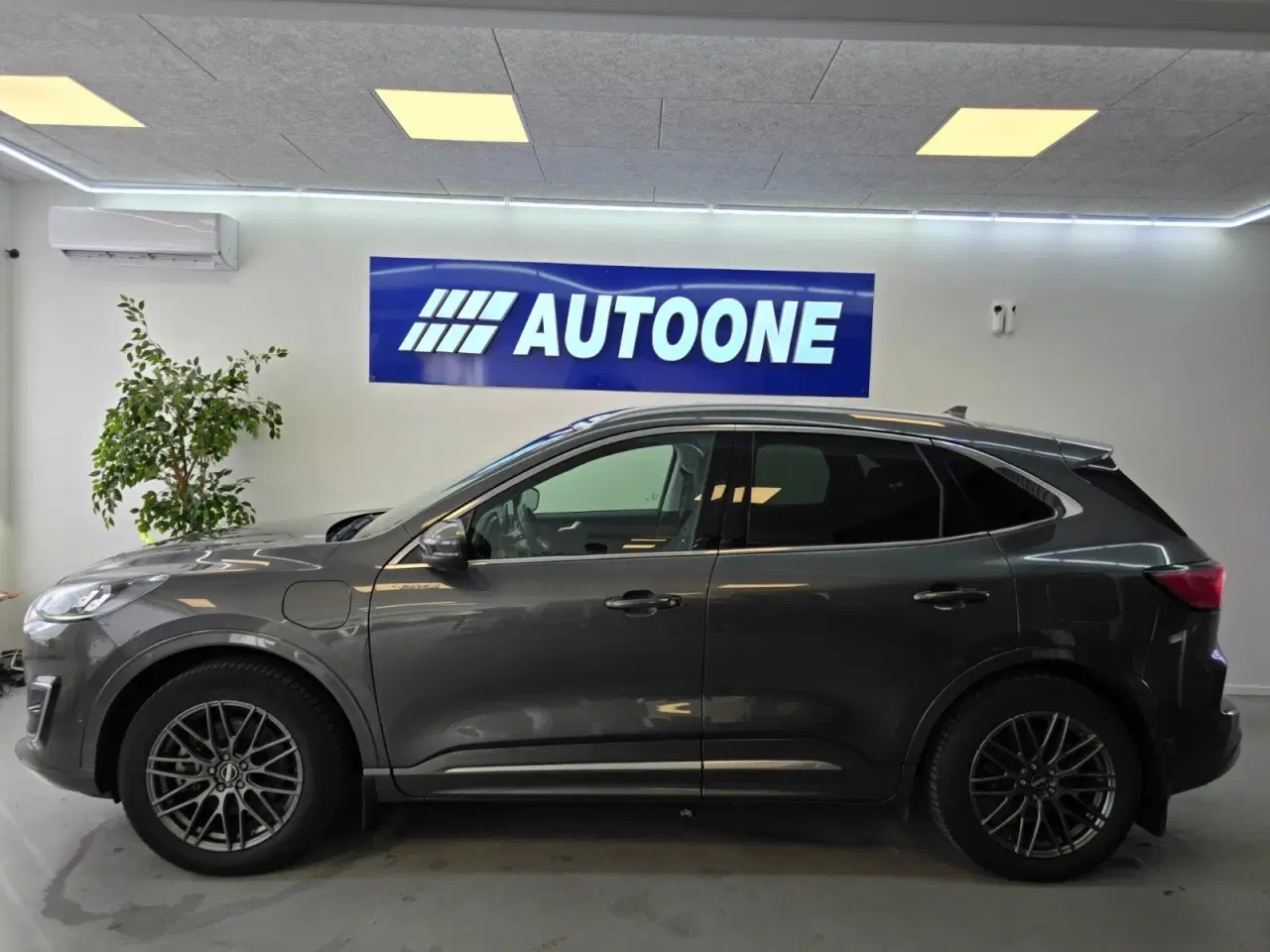 Billede 2 - Ford Kuga 2,5 HEV Vignale CVT