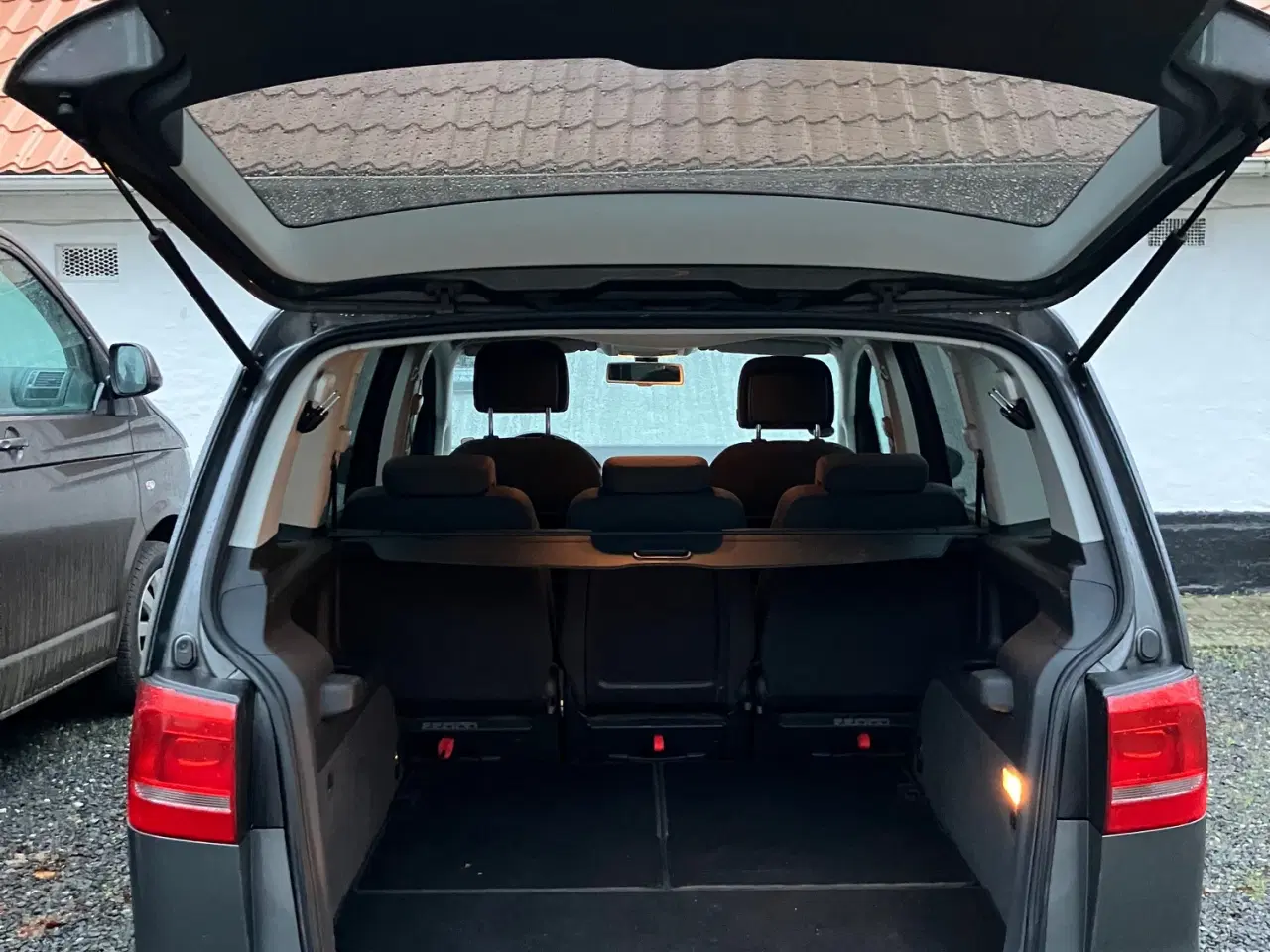 Billede 6 - TOURAN, 1 .6 TDI BMT 105 HK 7 gear DSG 7 sæder