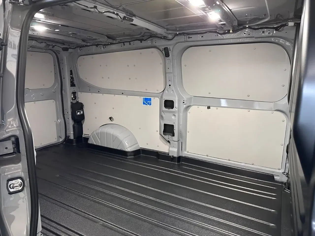 Billede 14 - Ford E-Transit Custom 340L 64 Limited