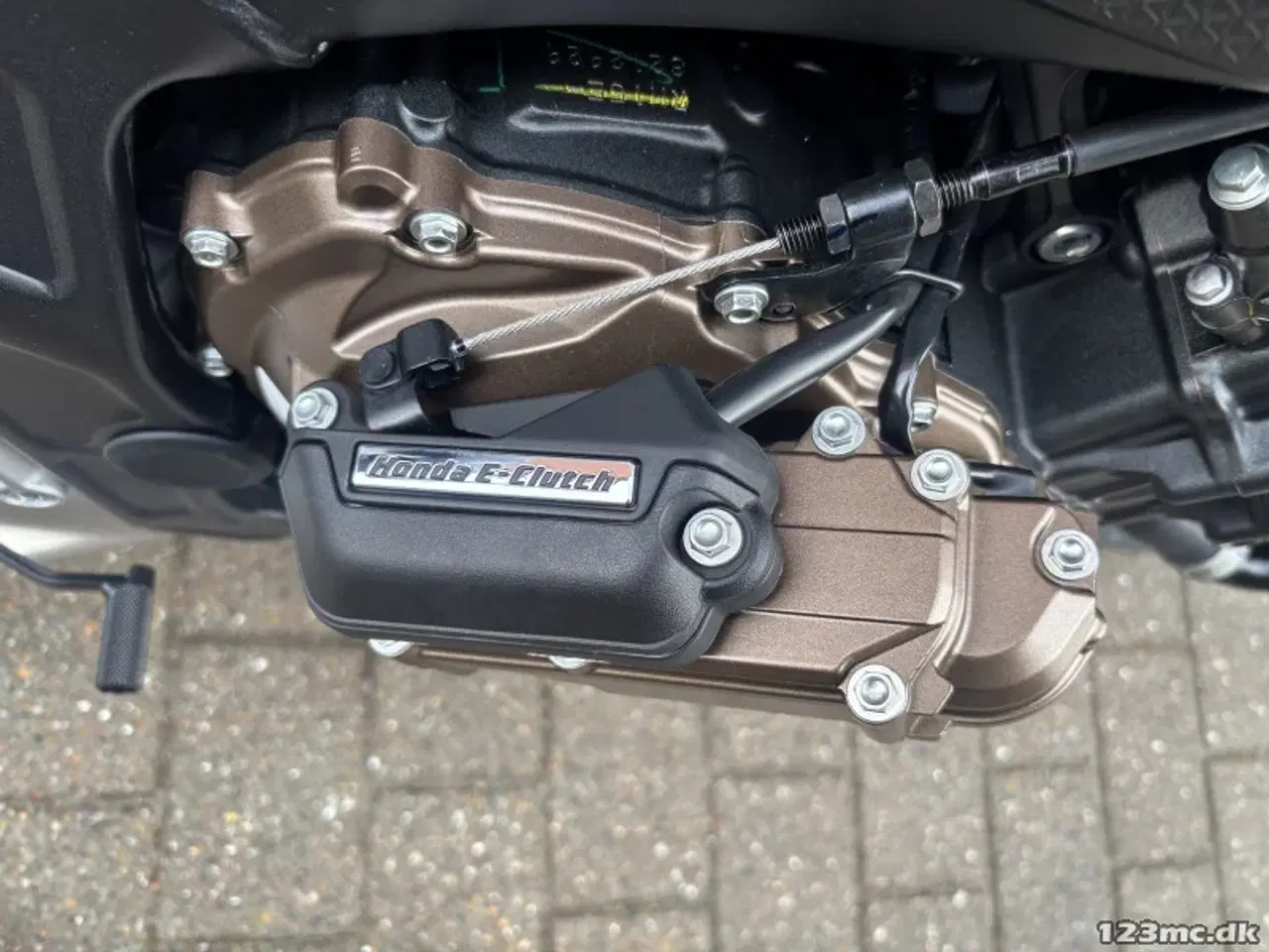 Billede 9 - Honda CB 650 R E-Clutch