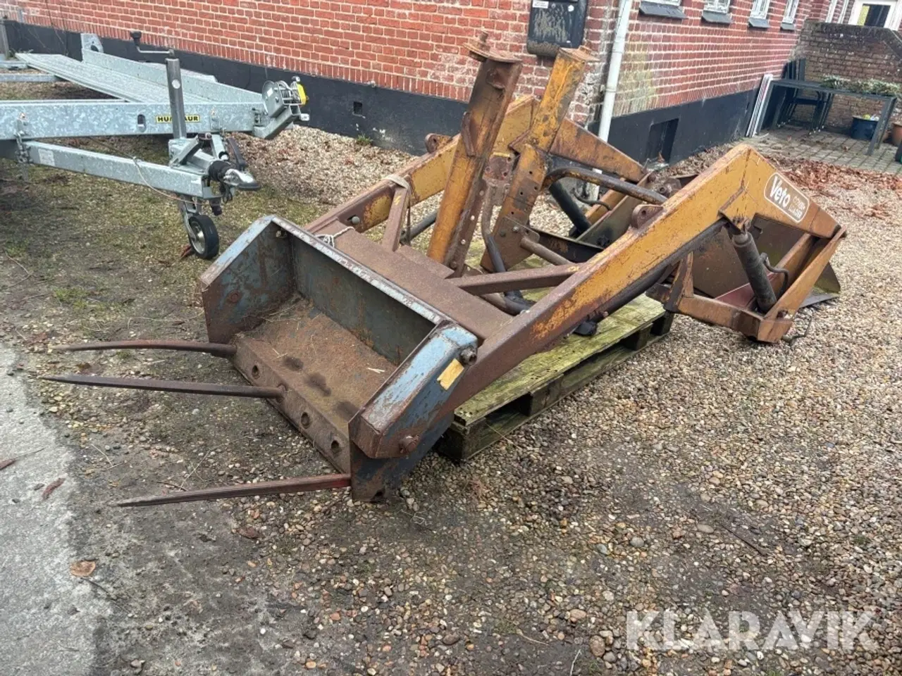 Billede 1 - Frontlæsser med skovl og greb