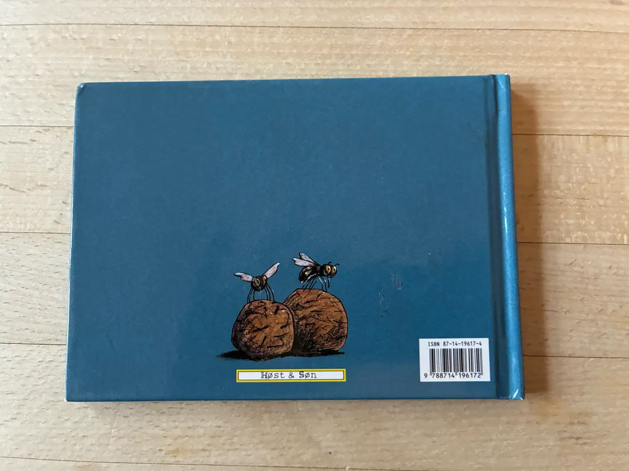 Billede 2 - Muldvarpen, der ville vide, hvem der havde lavet l