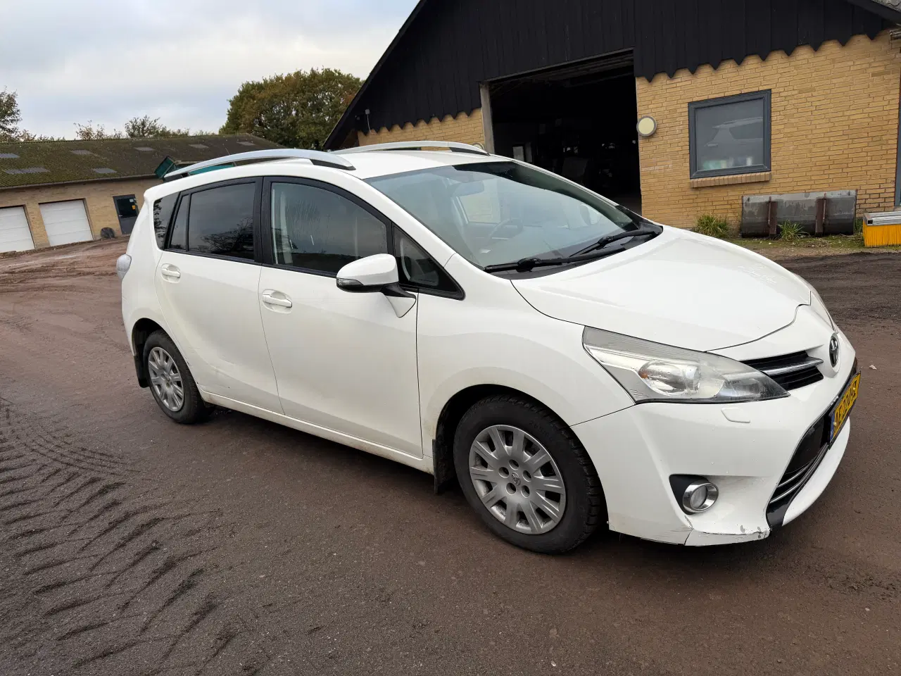 Billede 4 - Toyota verso sportsvan nysynet 