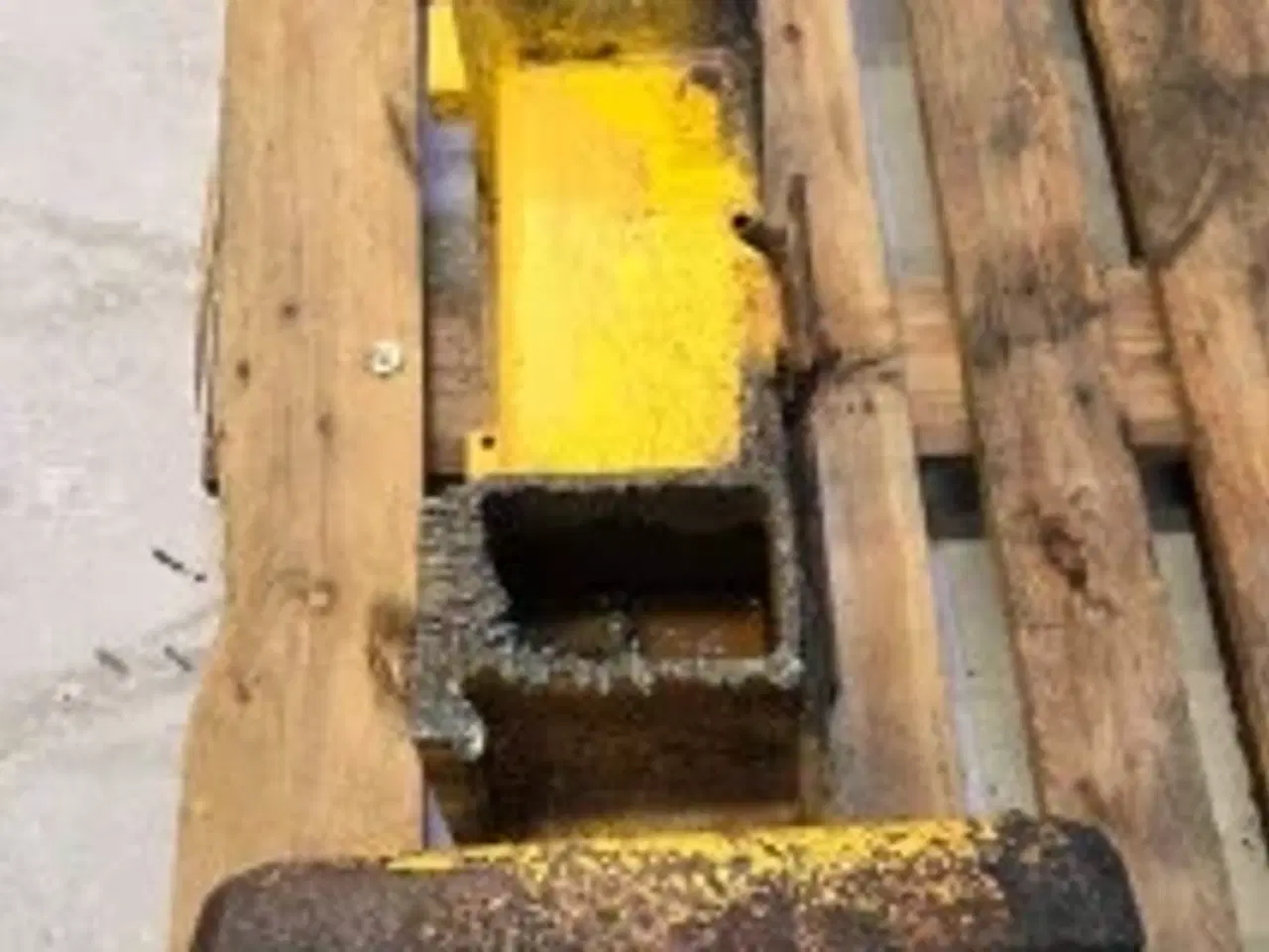 Billede 9 - New Holland LB115B Støtteben L. 87376353