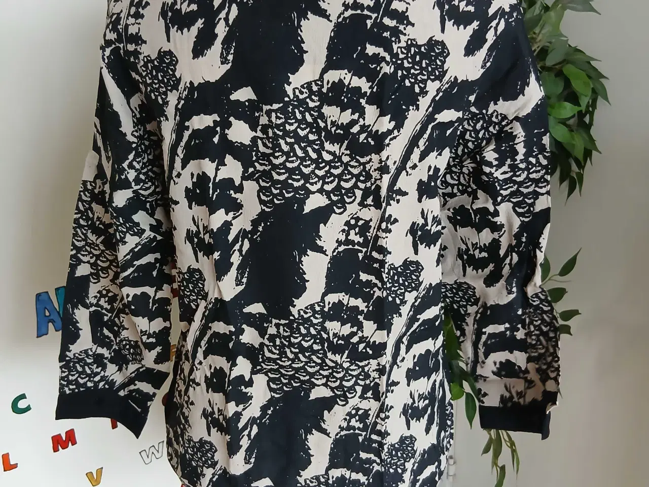 Billede 6 - Skjorte. Friendtex. Medium/38