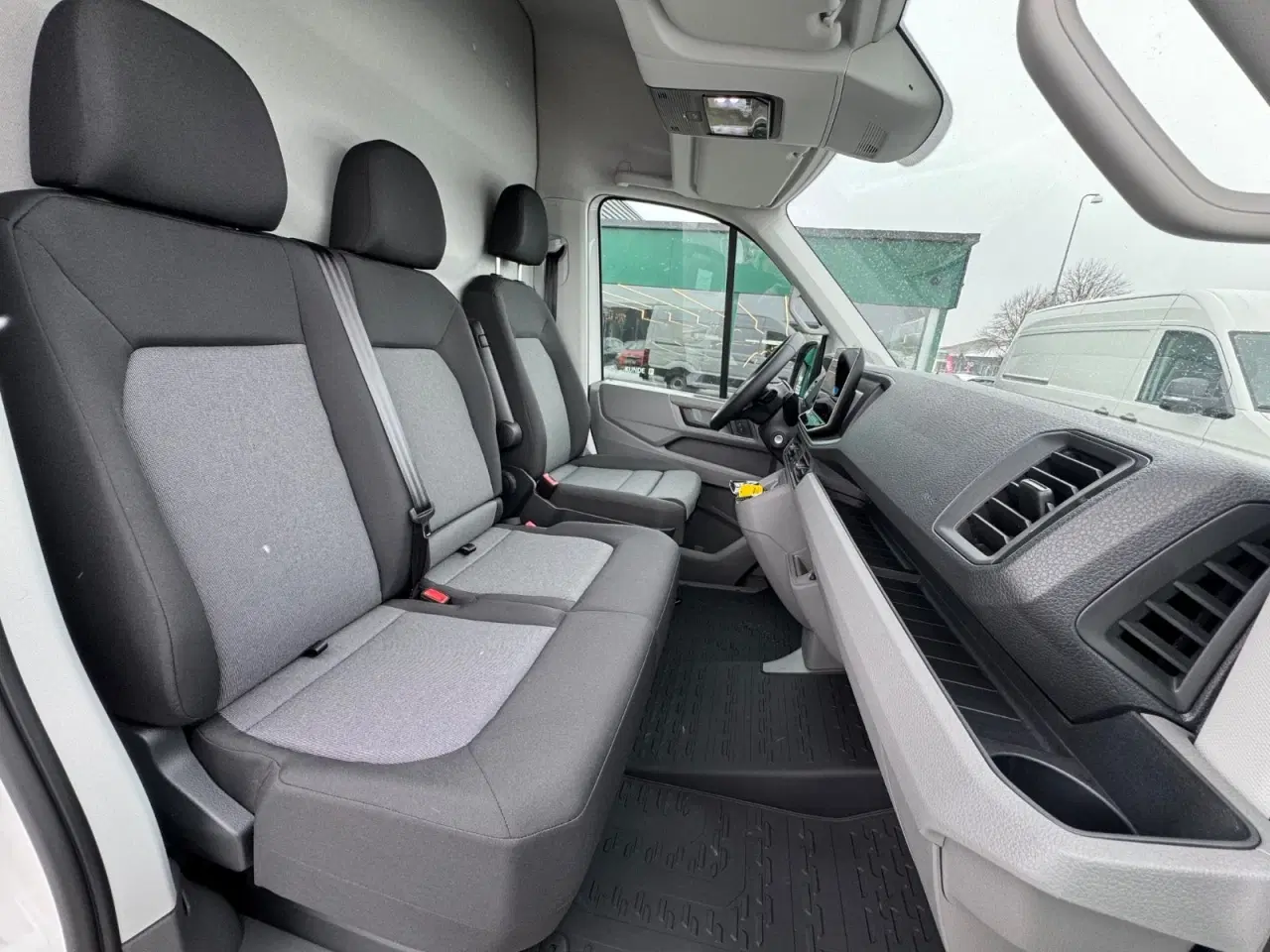 Billede 12 - VW Crafter 35 2,0 TDi 177 Kassevogn L3H3 aut.