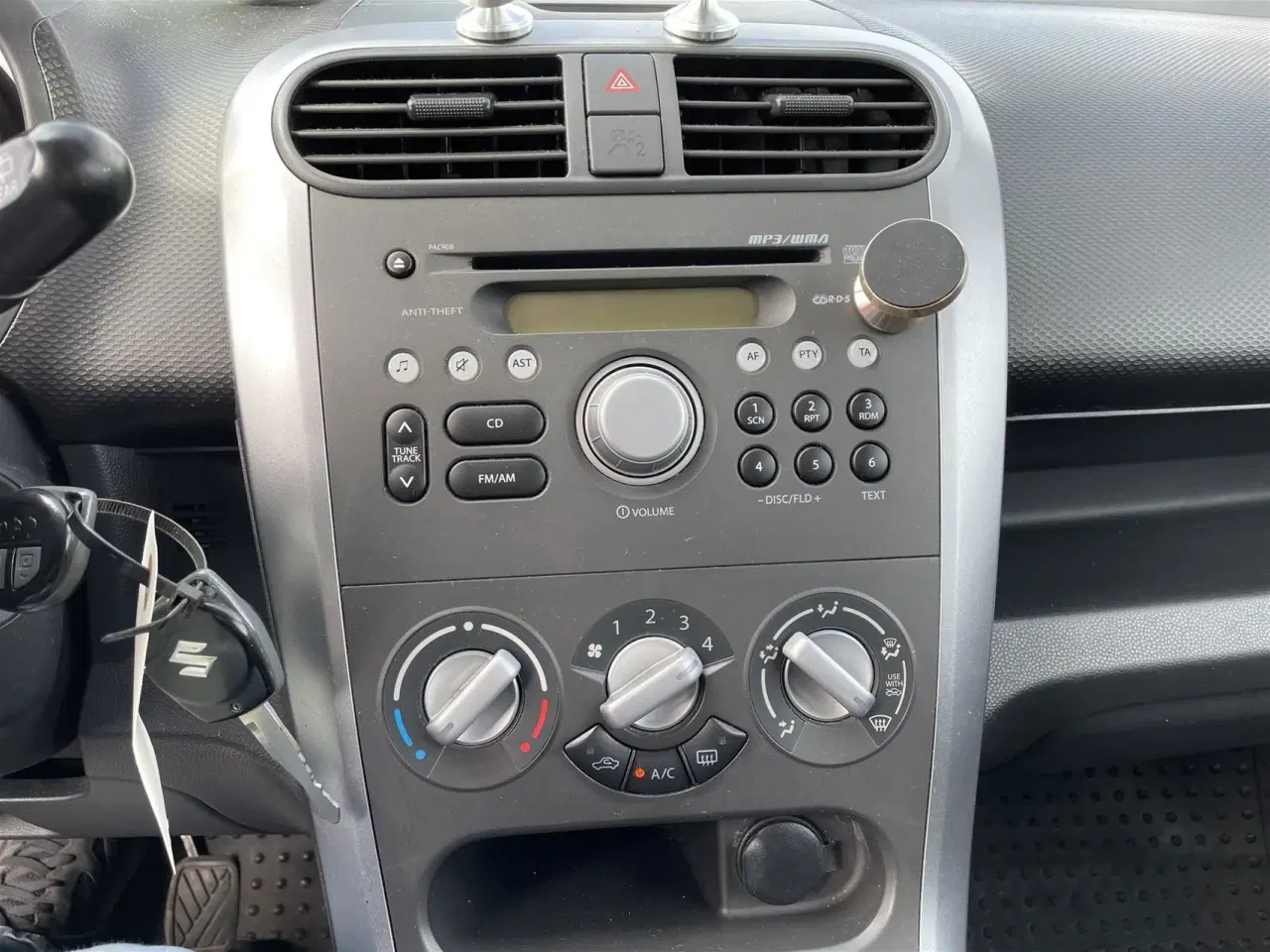 Billede 9 - Suzuki Splash 1,0 GLS A/C 65HK 5d