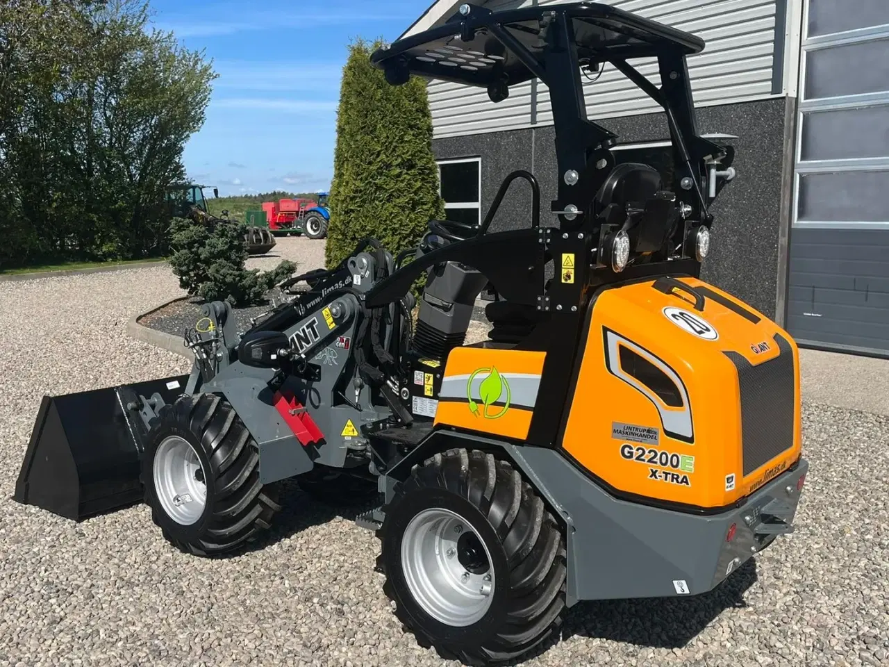 Billede 6 - Giant G2200E X-tra E Elektrisk minilæsser. DEN HAR KUN KØRT DEMO OG ER SOM NY