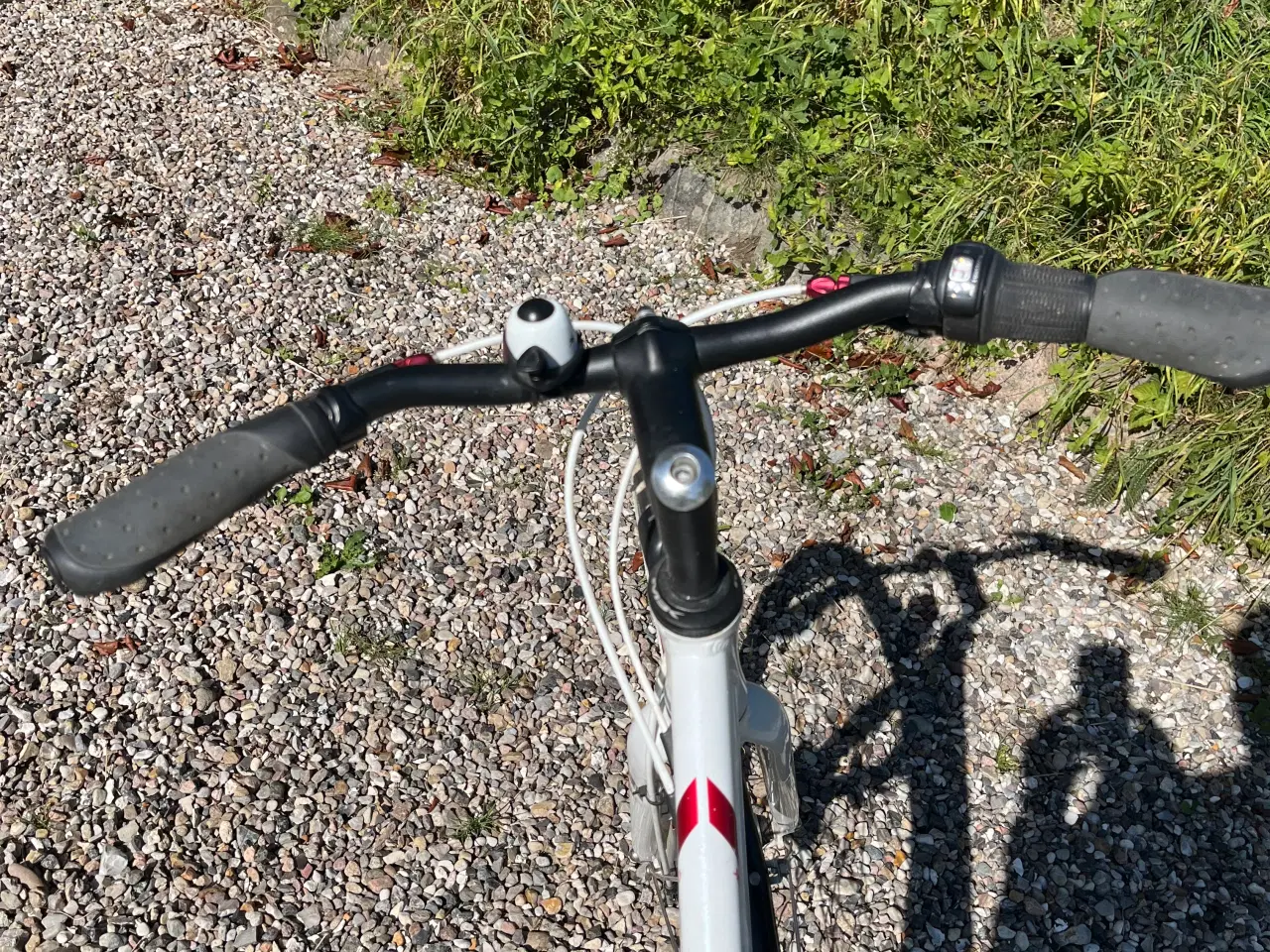 Billede 3 - MBK Concept Dame/Pige cykel