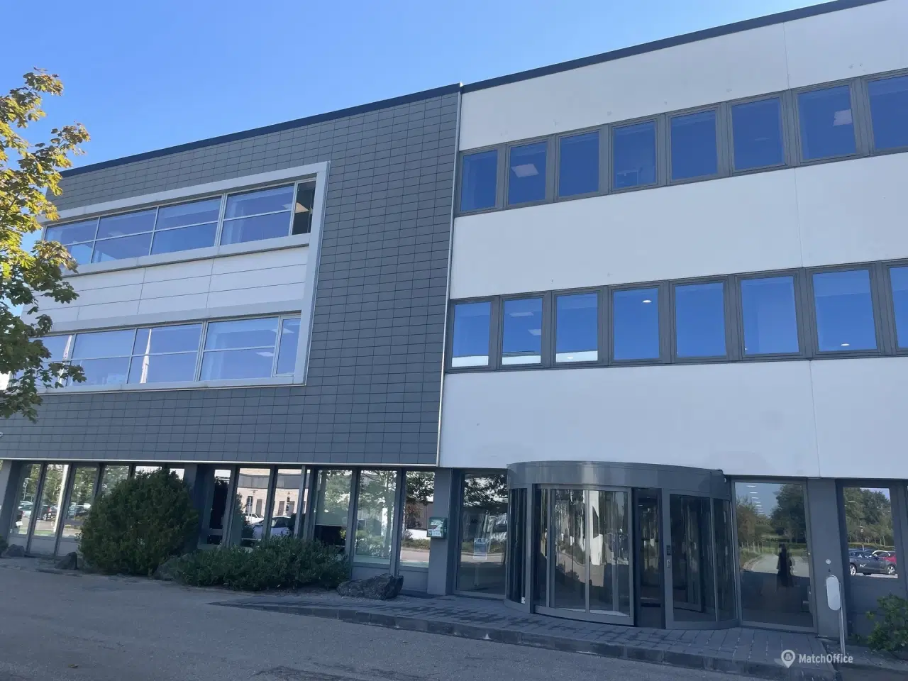 Billede 1 - Kontorlejemål beliggende på 2. sal med mulighed for at leje fra ca. 600 m² - 1.631 m².