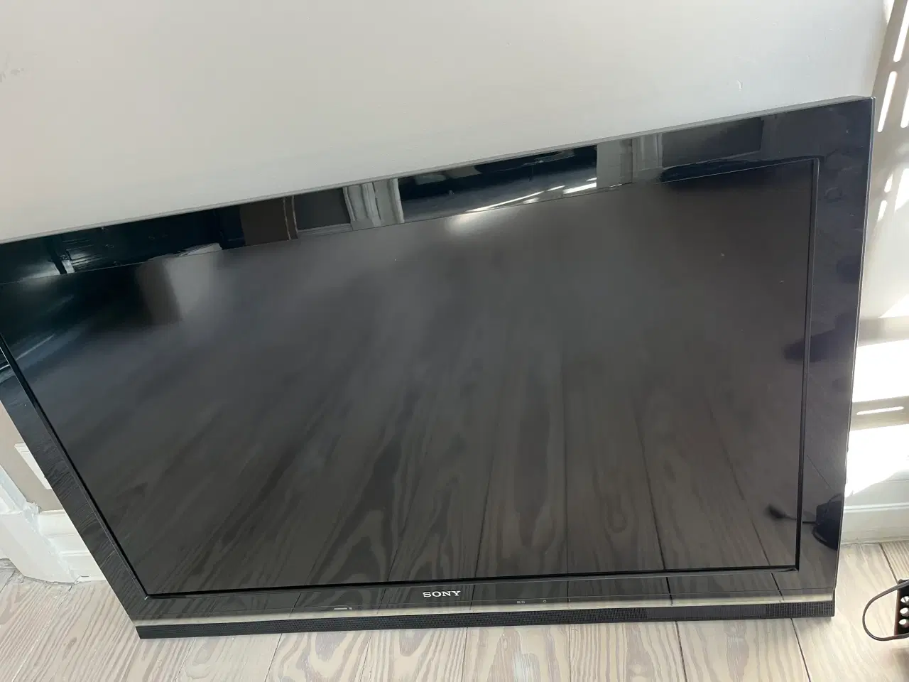 Billede 1 - Sony 40” inkl vægbeslag med motor