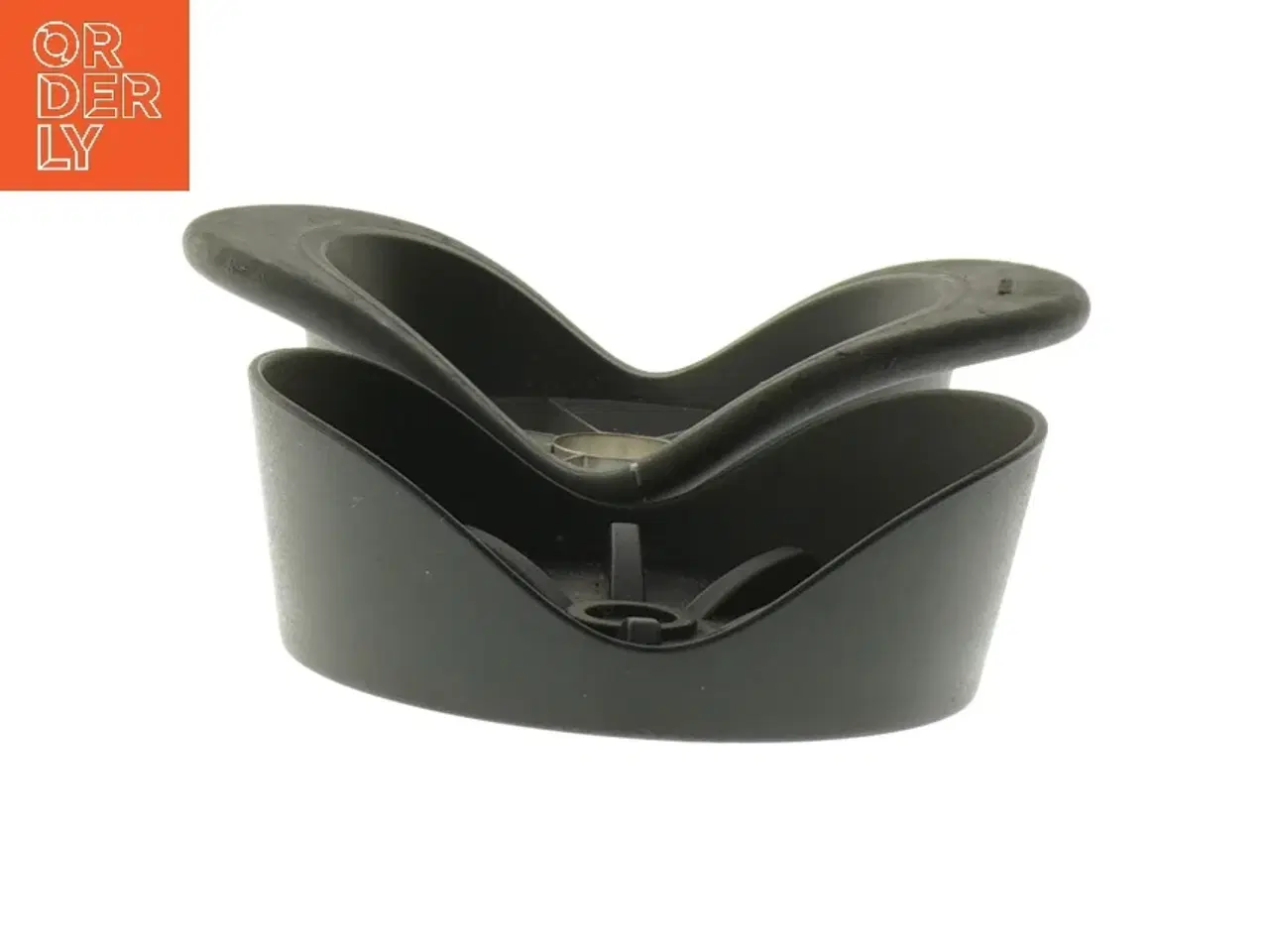 Billede 4 - Sort æbledeler  (str. Ø 15x Ø11 cm)