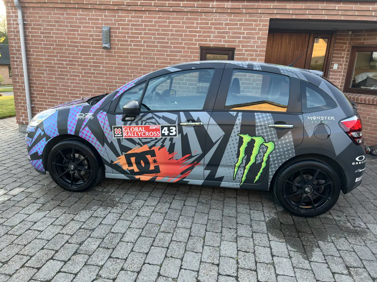 Billede 1 - C3 med multifarver folie