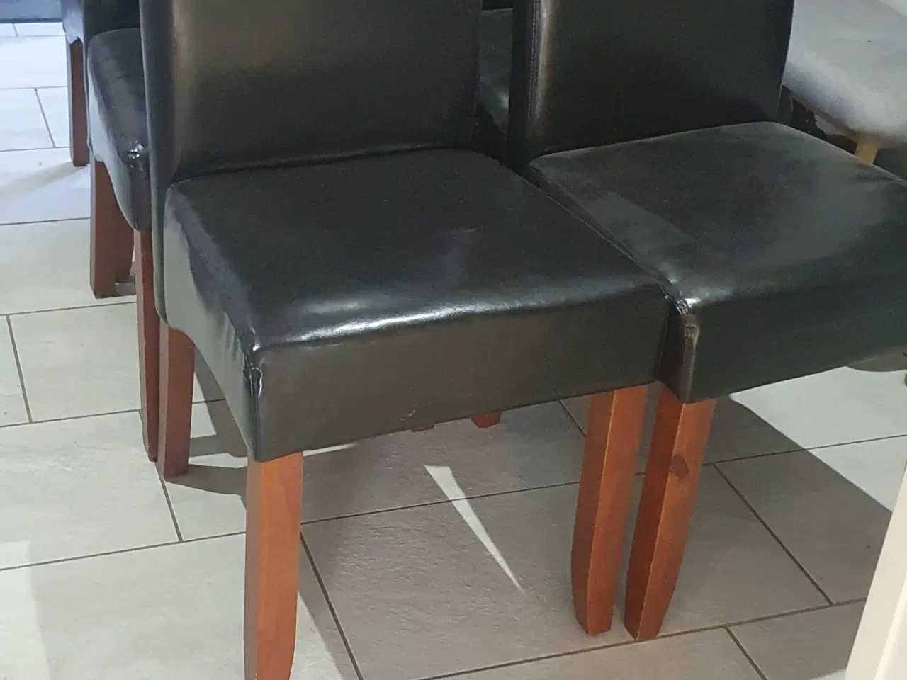 Billede 2 - stole i læder 