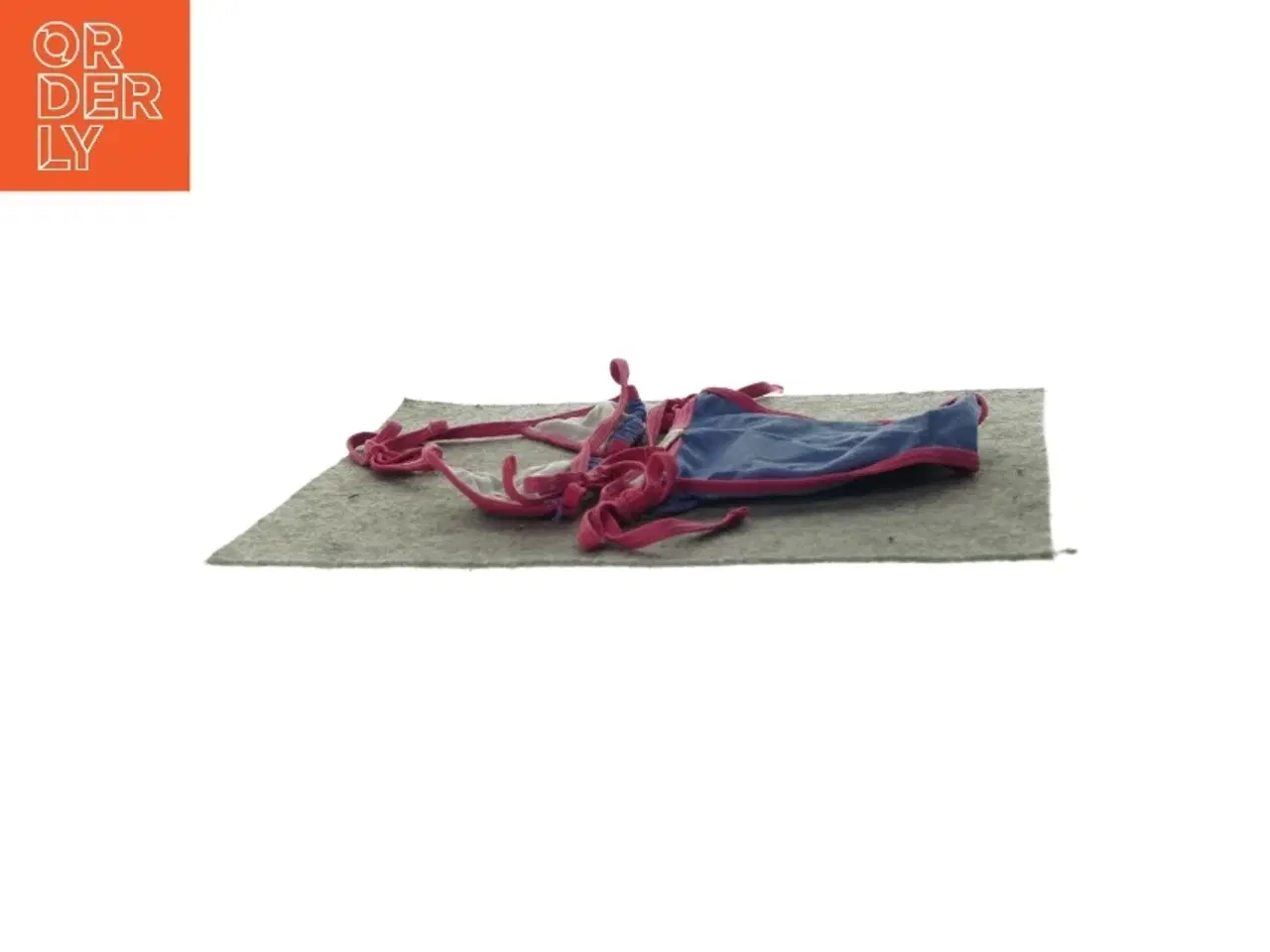 Billede 4 - Bikini (str. 110)