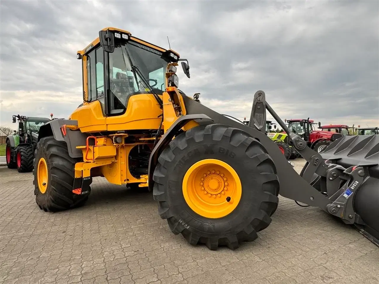 Billede 12 - Volvo L 90 H AGRICULTURE! KUN 4 TIMER, LANG BOM OG LOCK-UP! PÅ LAGER TIL OMGÅENDE LEVERING!