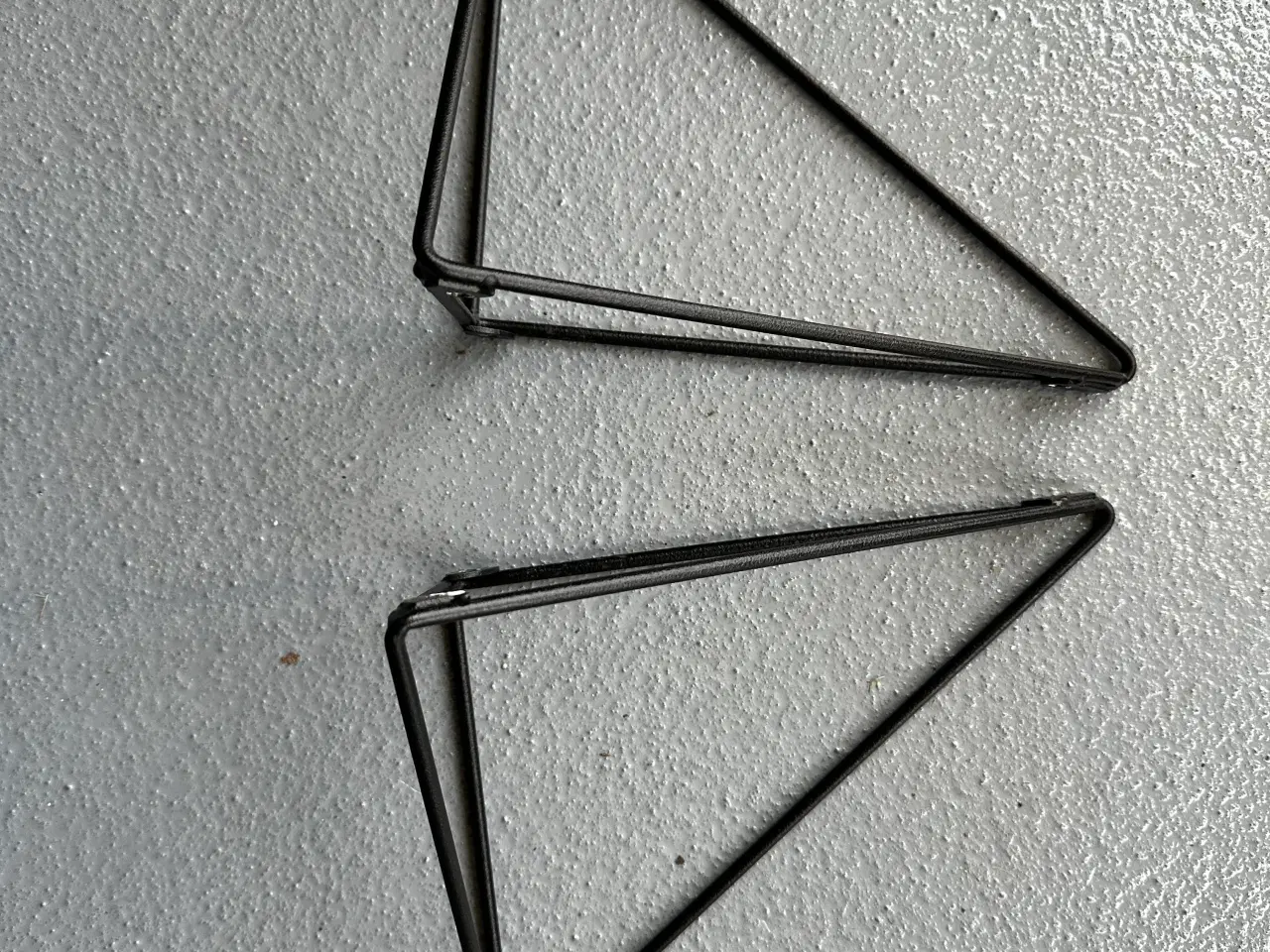 Billede 2 - Maze hyldeknægte fra planke-bord.dk