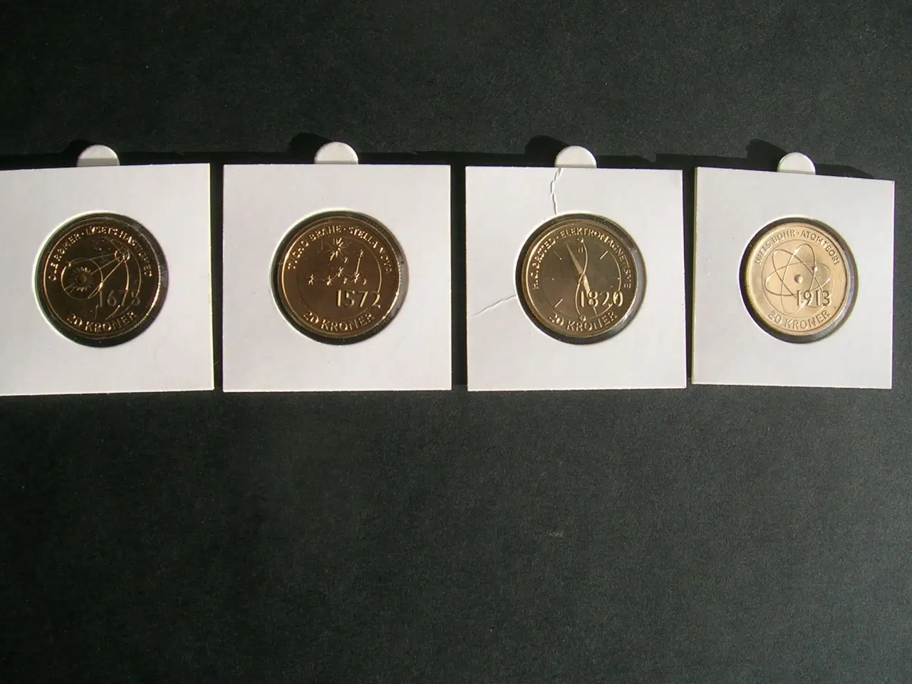 Billede 1 - 4 stk 20kr. fra 2013 Videnskabsmønter