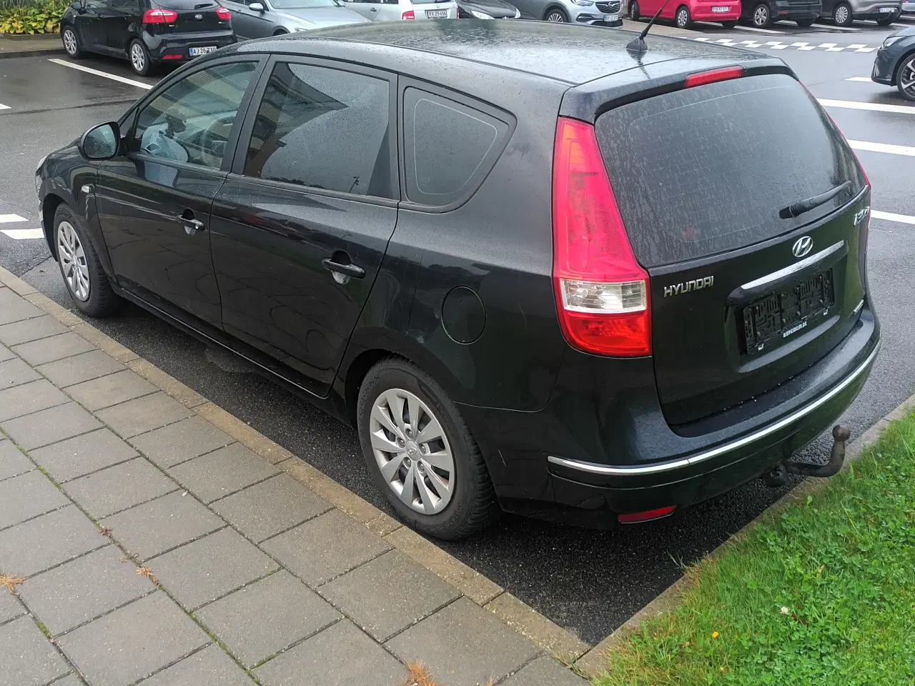 Billede 6 - HYUNDAI I30 1.6 CDRI 2009 340000km TRÆK. LÆS TEXT 