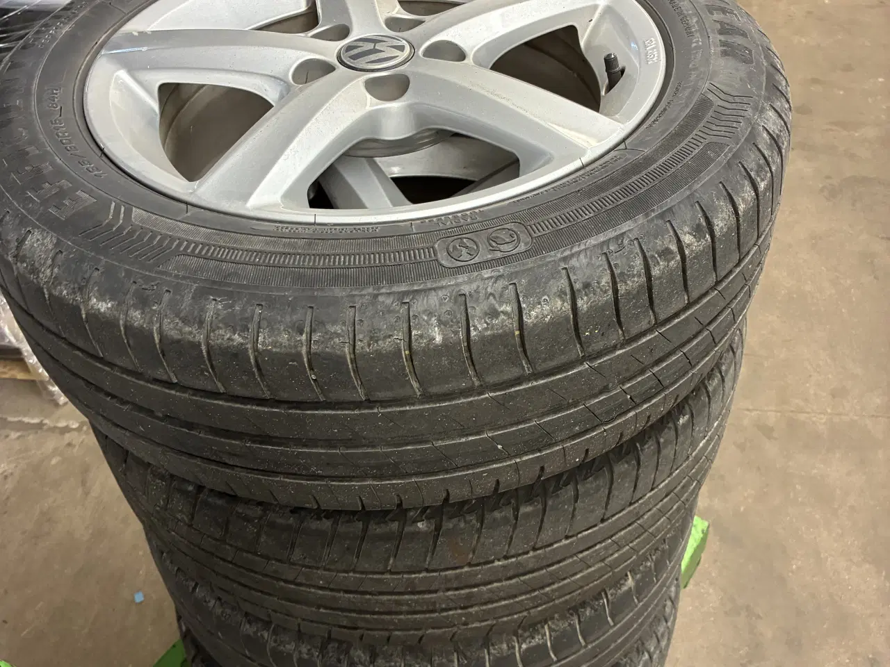 Billede 3 - Nysynet VW Polo med vinterhjul