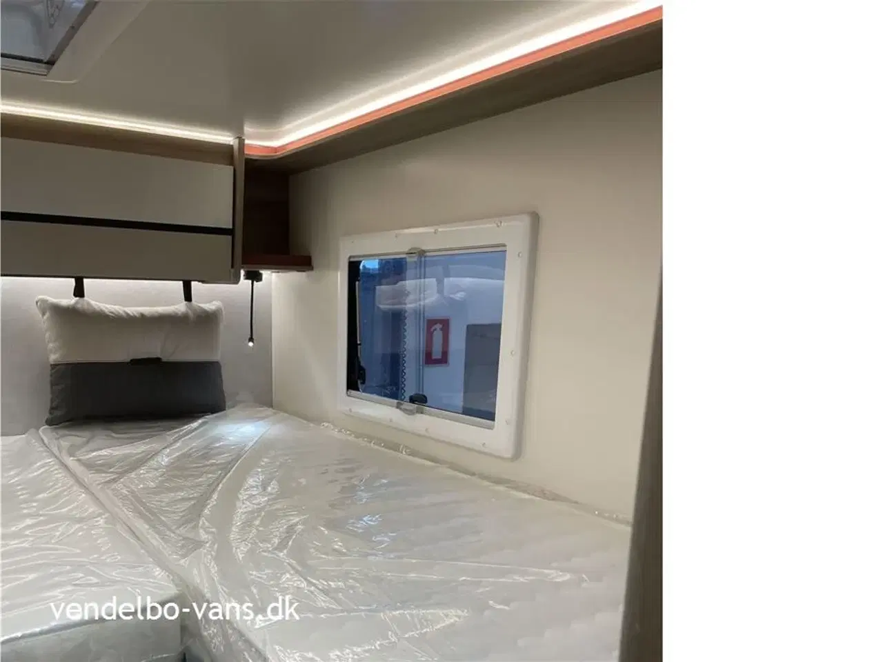 Billede 14 - 2025 - Rollerteam Kronos 281 TL FIT Enkeltsenge og stor garage - kun 6,69 M lang - kun 2,15 M bred - kun 2,85 M høj