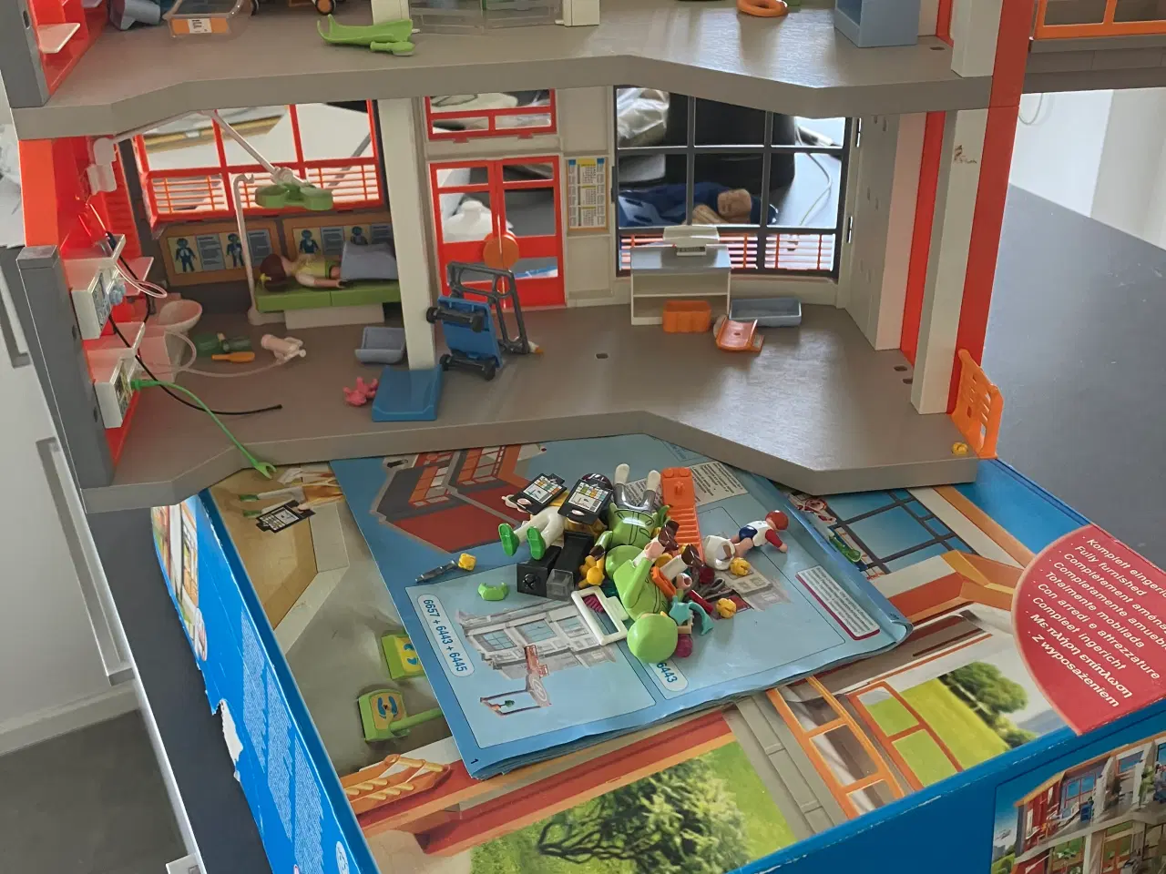 Billede 4 - Playmobil børnehospital