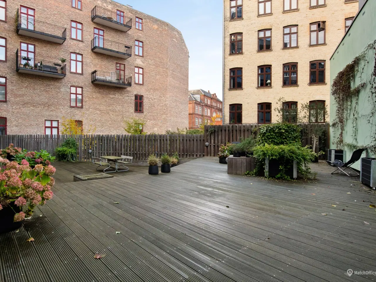 Billede 14 - Lejemål med godt lysindfald og god rumfordeling på Frederiksberg Allé