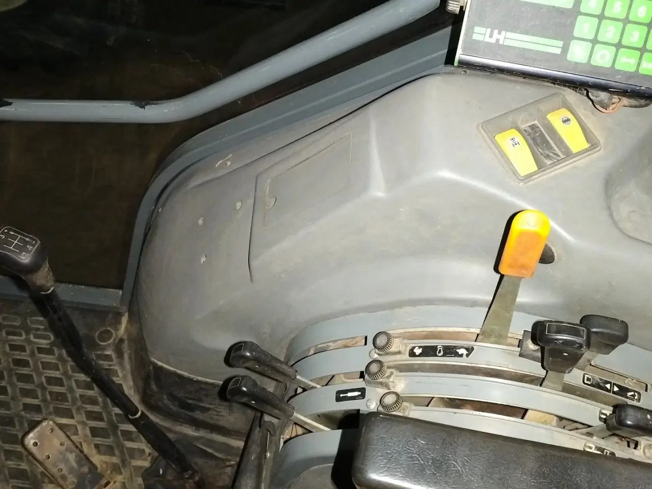 Billede 11 - Massey Ferguson 4255 med ny kobling
