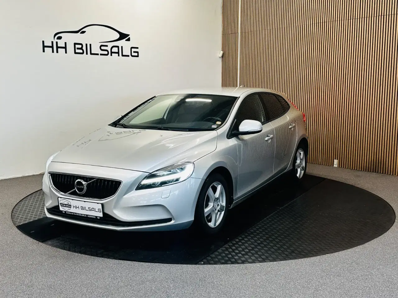 Billede 1 - Volvo V40 2,0 D3 150 Momentum aut.