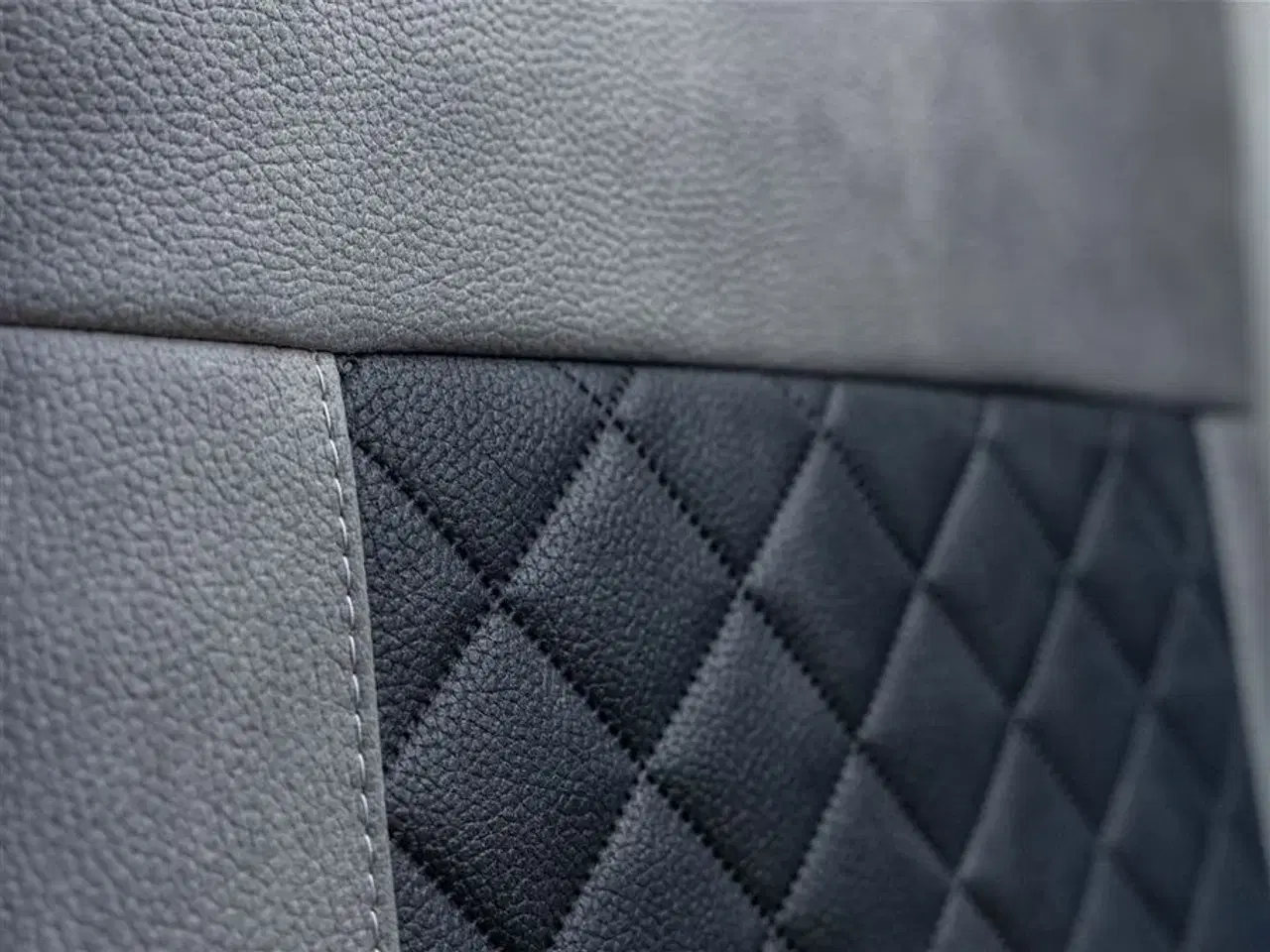 Billede 8 - 2026 - FURGOK XPACE 600   Innovativ van med høj kørekomfort