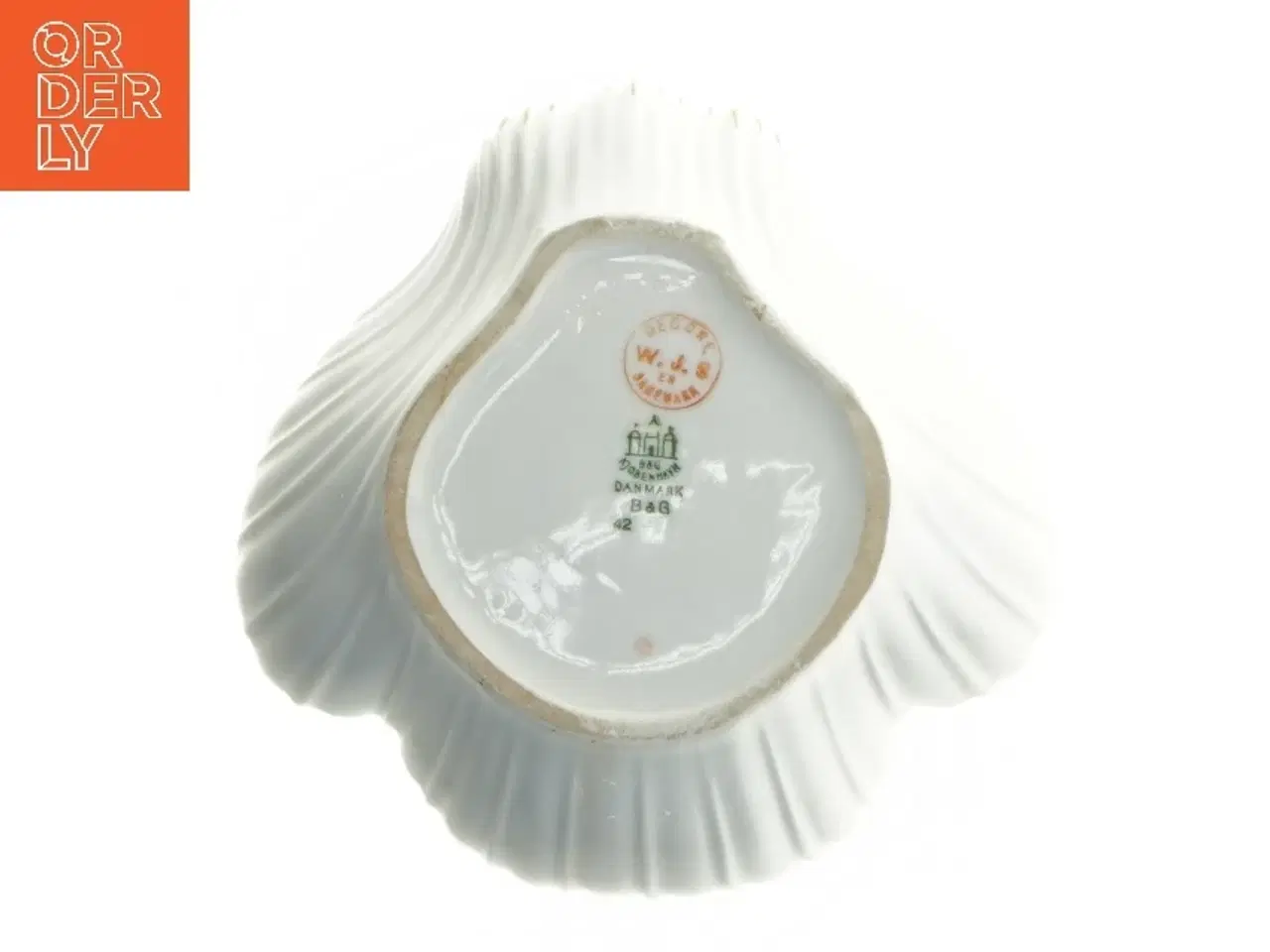 Billede 4 - Elegant porcelænsfad med blomstermotiv fra B&G (str. Ø 17 cm)