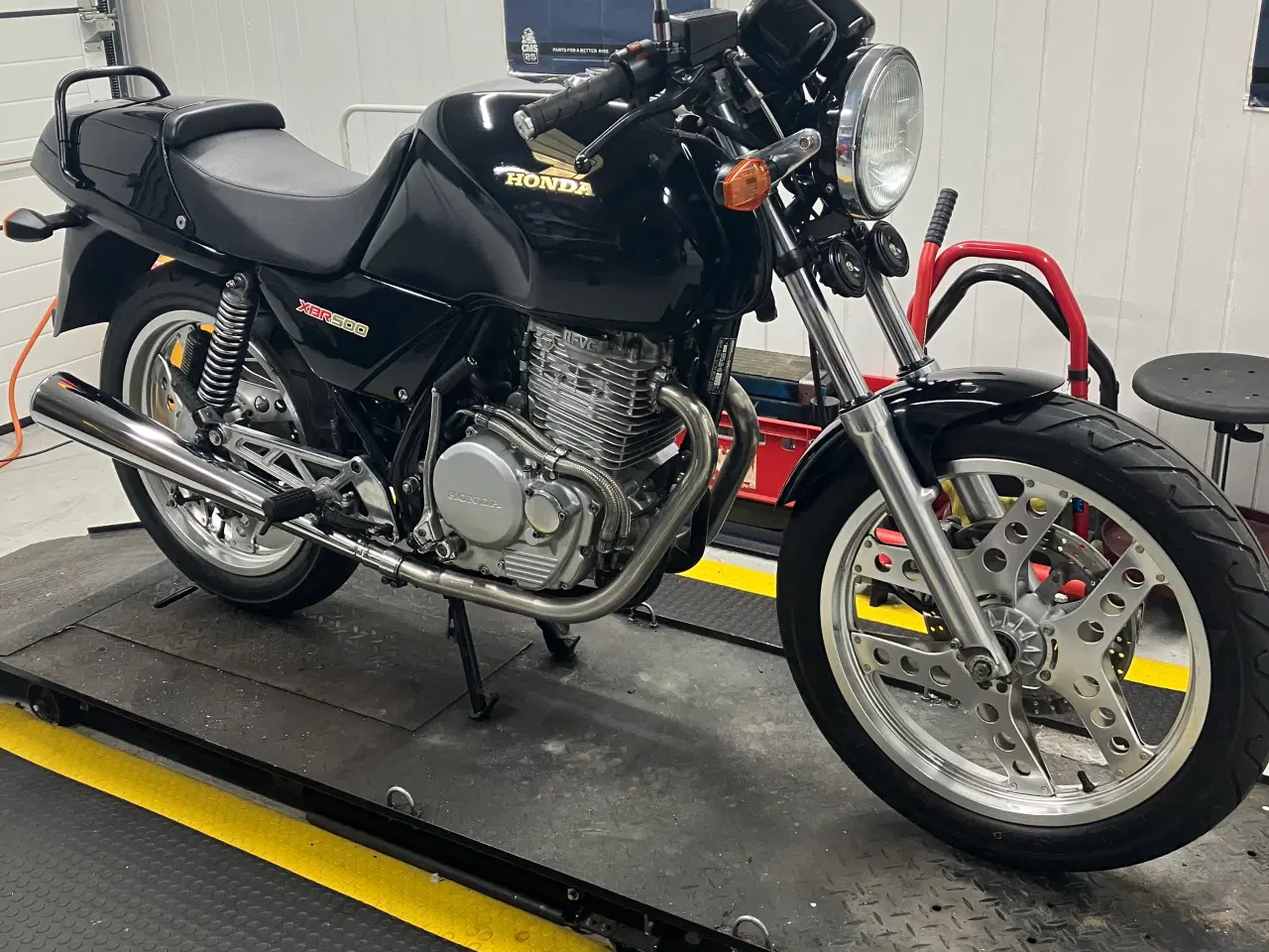 Billede 4 - HONDA XBR 500