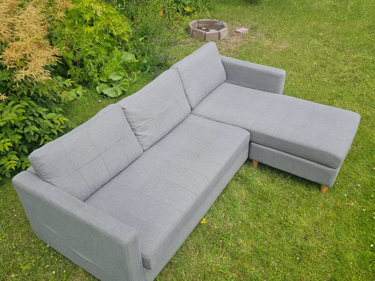 Billede 4 - Lækker Jysk sofa med chaiselong – Nypris 3299 kr