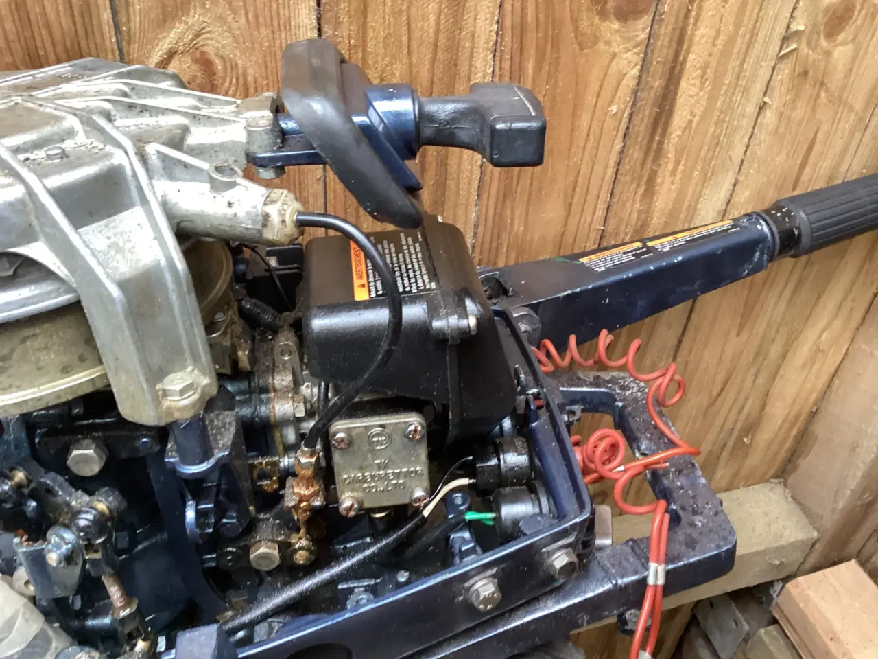 Billede 4 - Fin 10 hk, 2 takt påhængsmotor, uden tank.