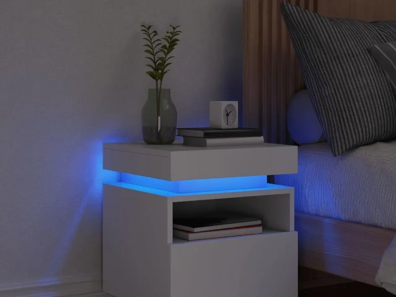 Billede 1 - Sengebord med LED-lys 40x39x48,5 cm hvid