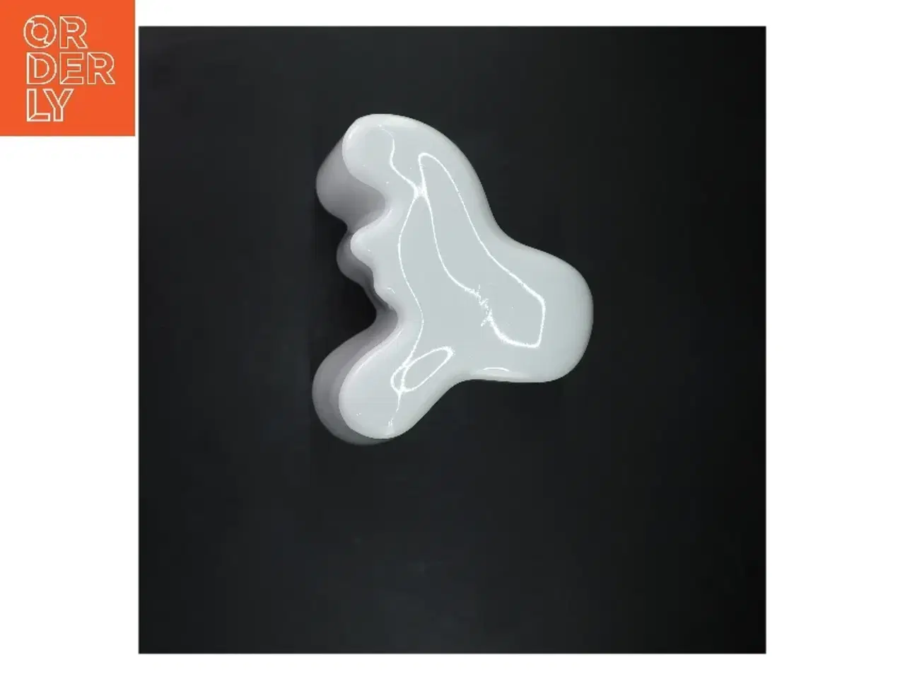 Billede 2 - Hvid vase med unik form (str. 21x16 cm) fra Aalto