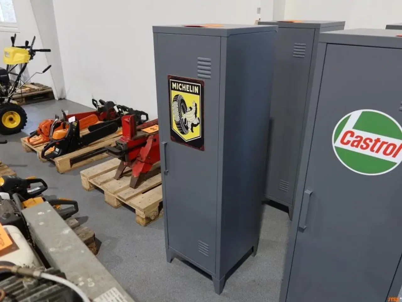 Billede 1 - STÅLSKAB,127 x