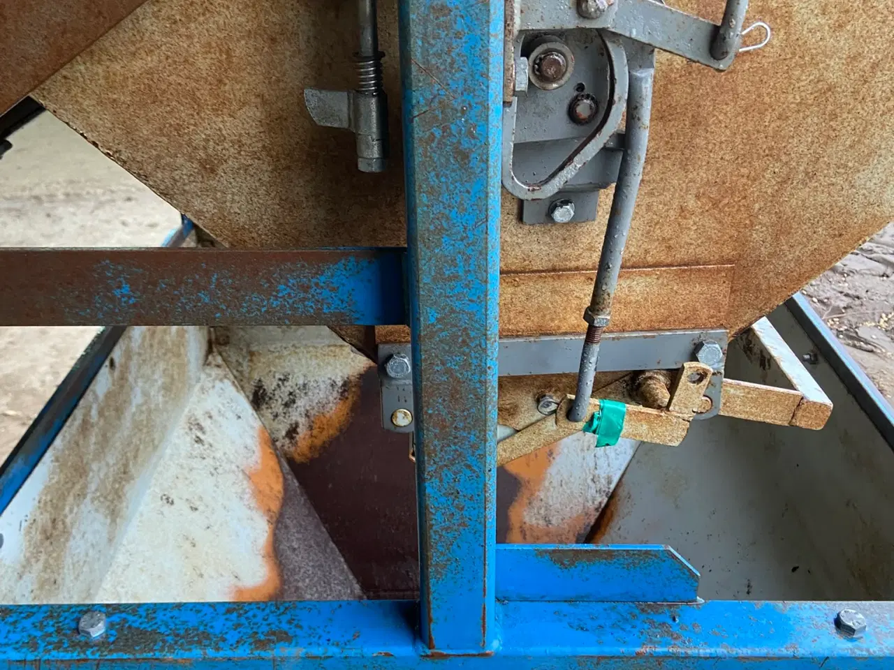 Billede 4 - Aspiratør og kornvægt