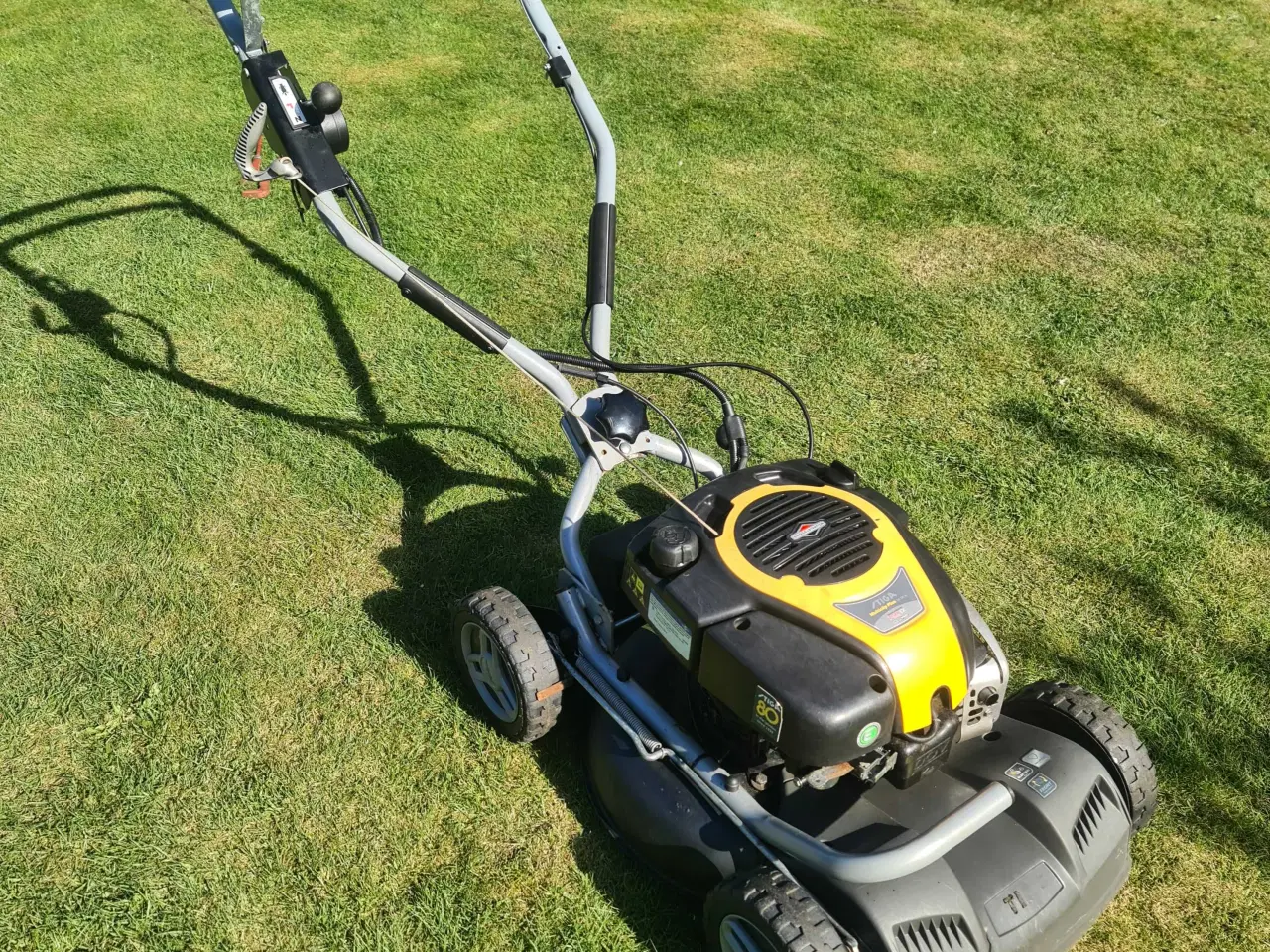 Billede 1 - Stiga Bio selvkørende plæneklipper og selvstart 