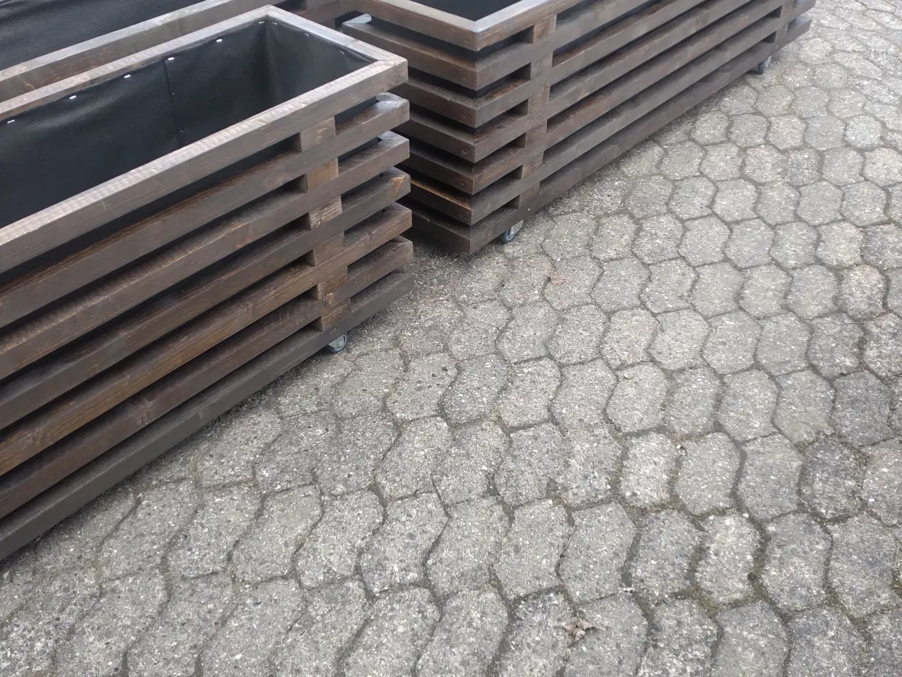 Billede 6 - Højbede på mål.