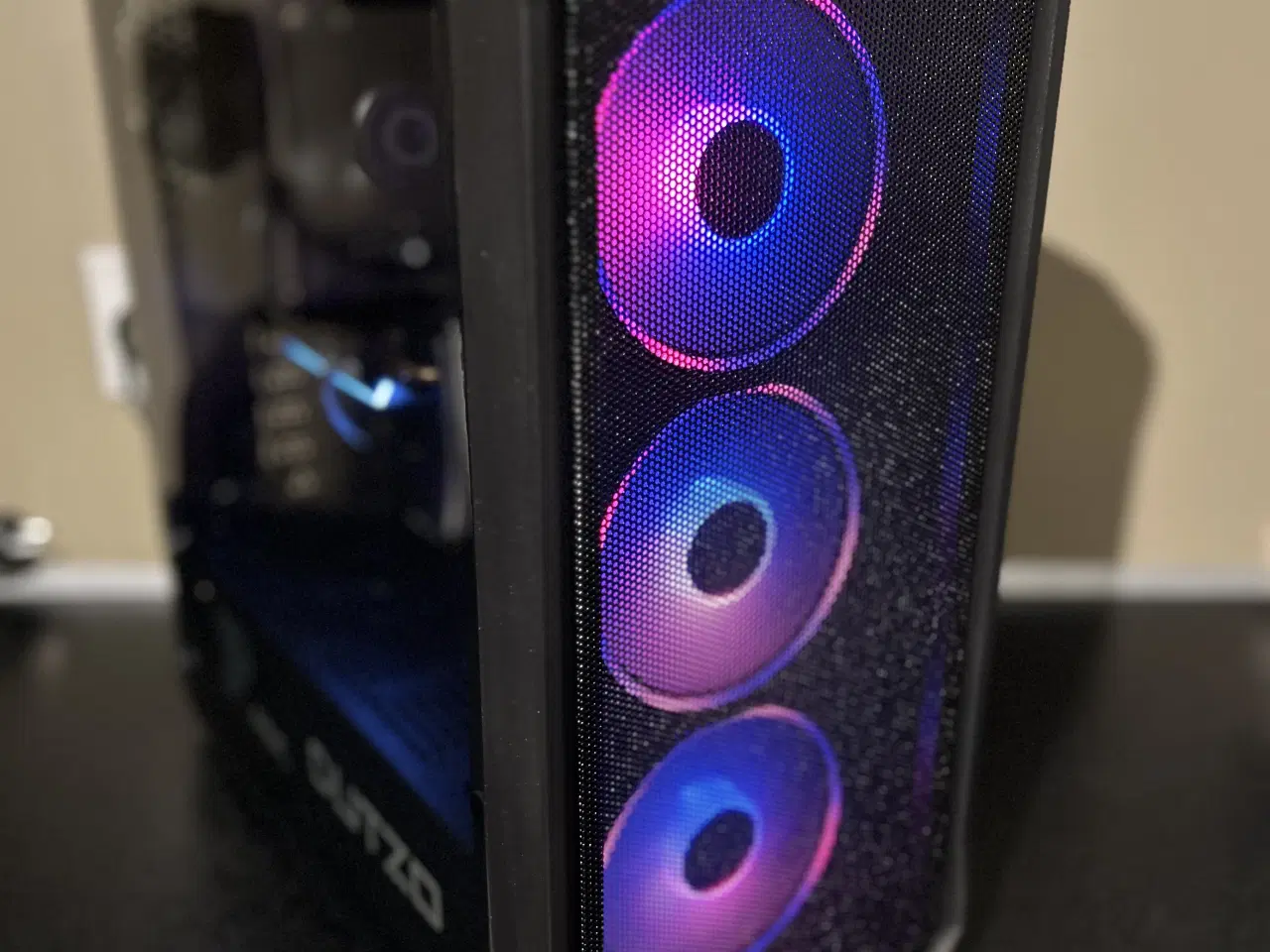 Billede 1 - 🖥️ Nyrenoveret Gamer-PC – Ryzen 5 3600 GTX 1660 s